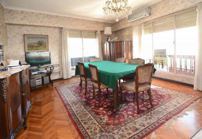 Venta Departamento 4 Ambientes Muy amplio NUEVO PRECIO - Constitucion