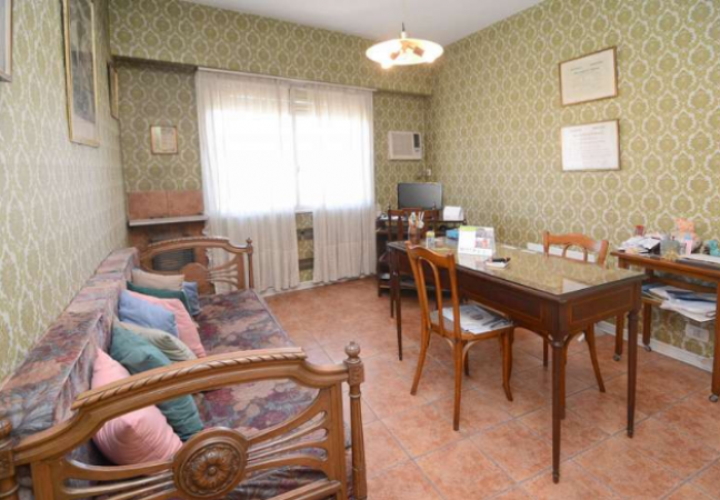 Venta Departamento 4 Ambientes Muy amplio NUEVO PRECIO - Constitucion