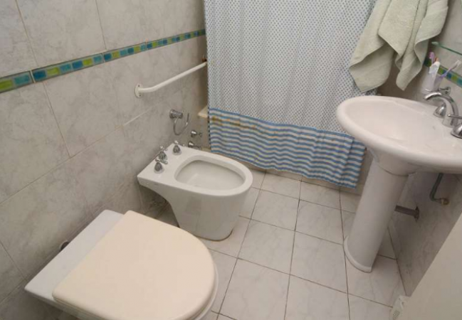 Venta Departamento 4 Ambientes Muy amplio NUEVO PRECIO - Constitucion