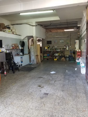 Venta Galpón con entrada de camión y sótano muy buen estado - Boedo
