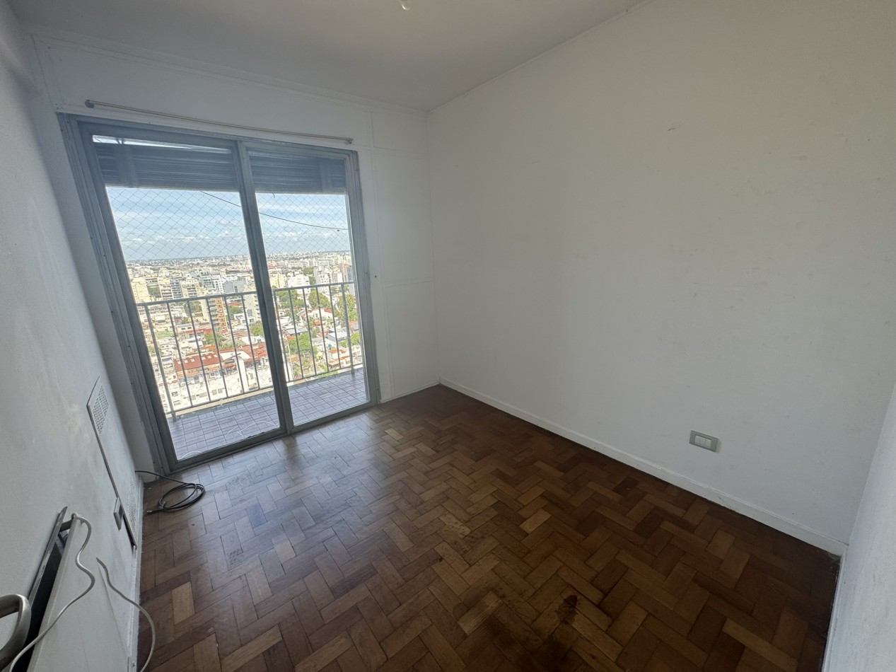 Venta departamento 4 ambientes muy luminoso apto credito - Parque Patricios