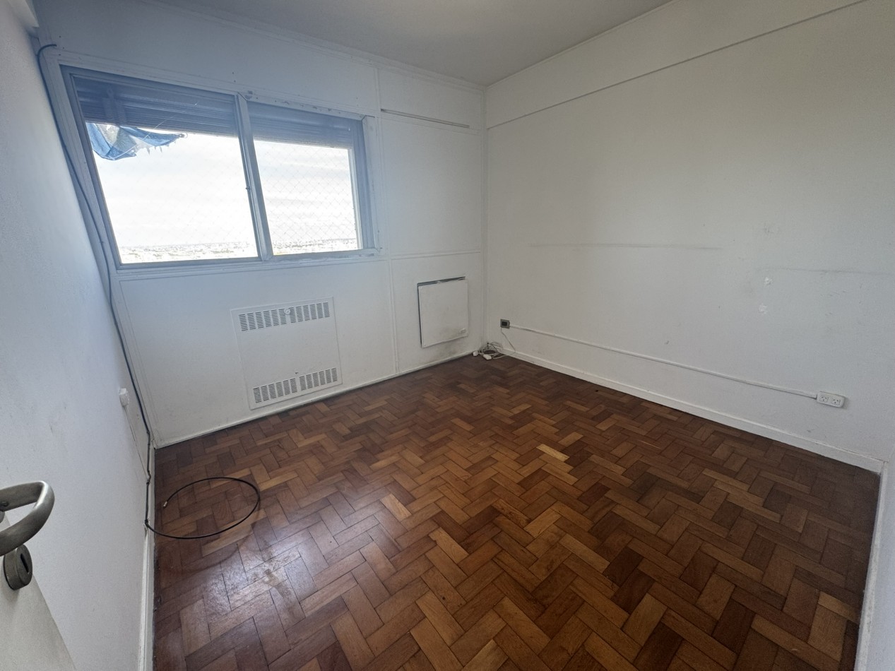 Venta departamento 4 ambientes muy luminoso apto credito - Parque Patricios