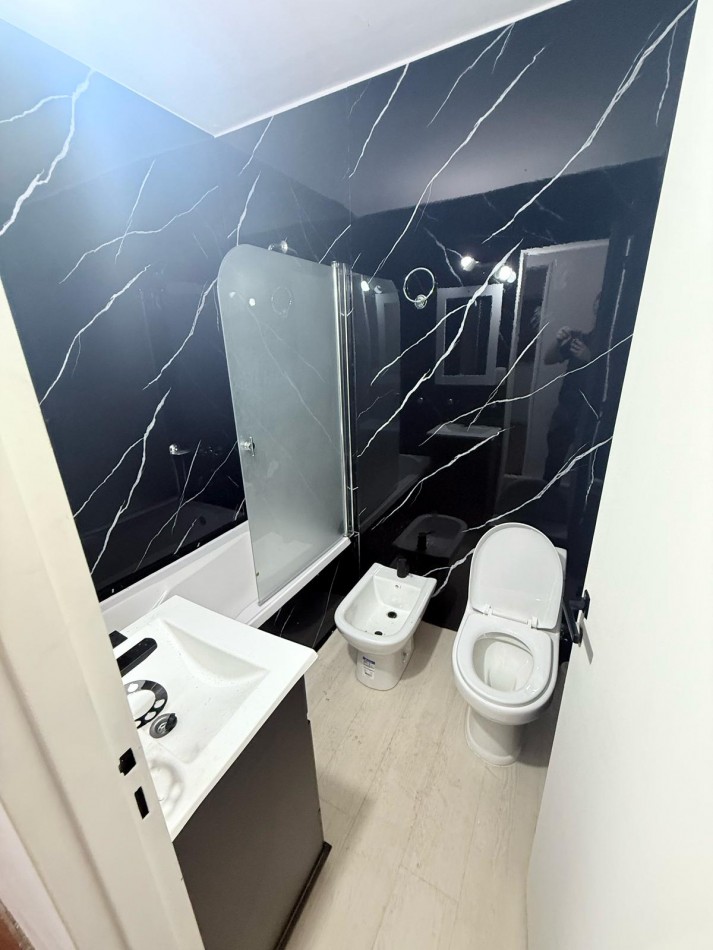Alquiler departamento 3 ambientes con balcon - Lugano IyII Torre 10