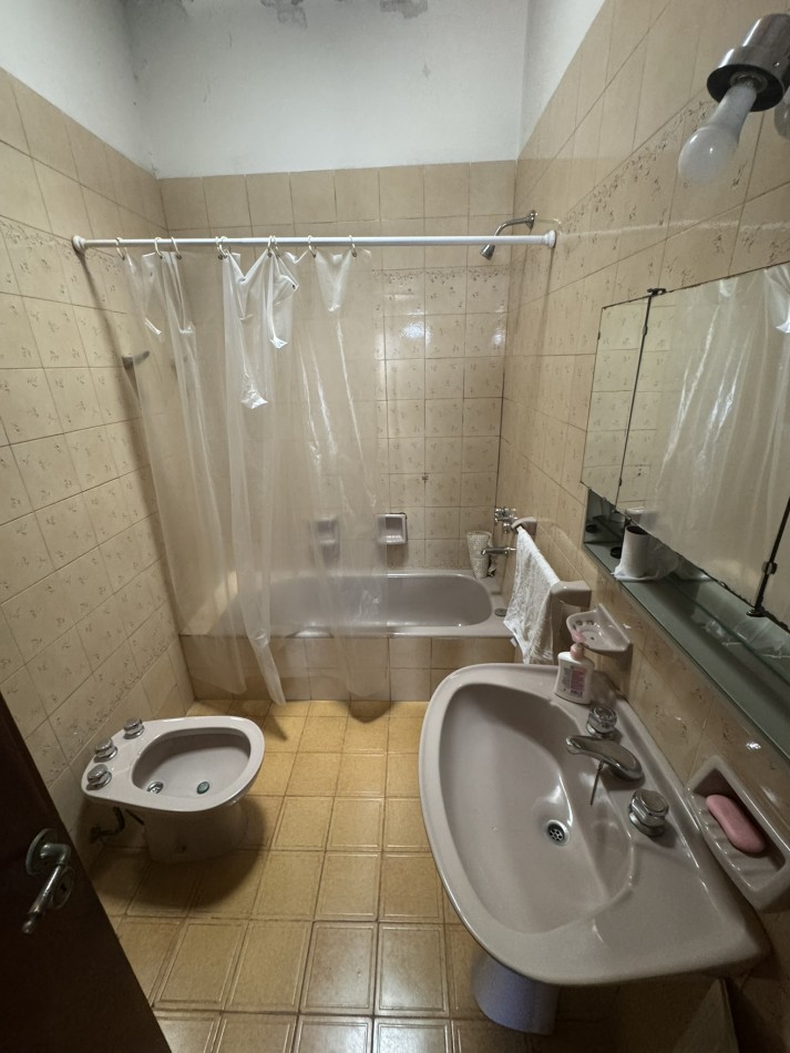 Venta Ph de 3 ambientes con fondo parquizado Apto Credito - Villa Lugano