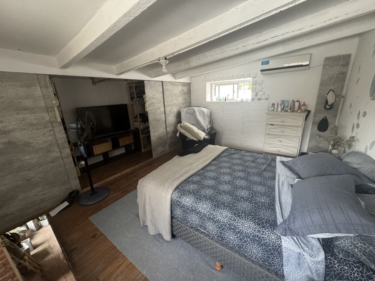 Venta Casa 4 ambientes con garage y patio en lote 8,64x19,63  - Mataderos