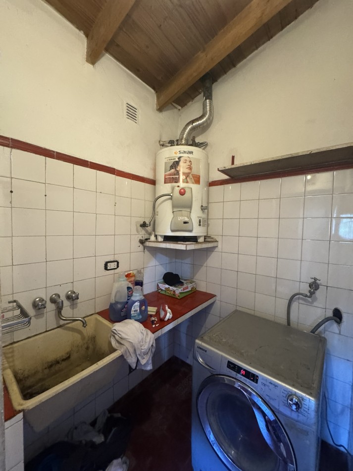 Venta Casa multifamiliar 2 viviendas - Parque Avellaneda