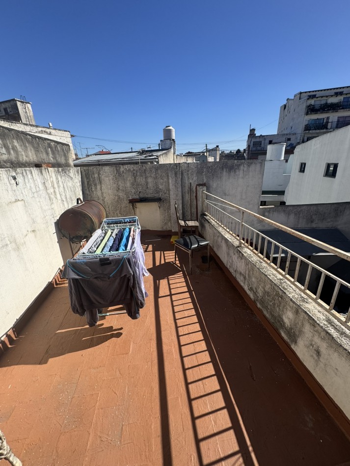 Venta Casa multifamiliar 2 viviendas - Parque Avellaneda