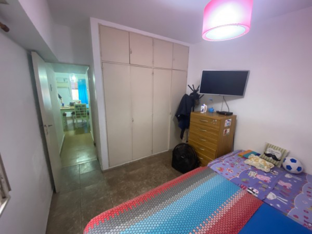 Venta Departamento 2 ambientes amplios - Balvanera