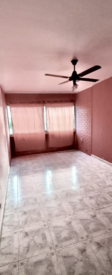 Venta Departamento de 4 ambientes bien ubicado - Lugano IyII Edif 29