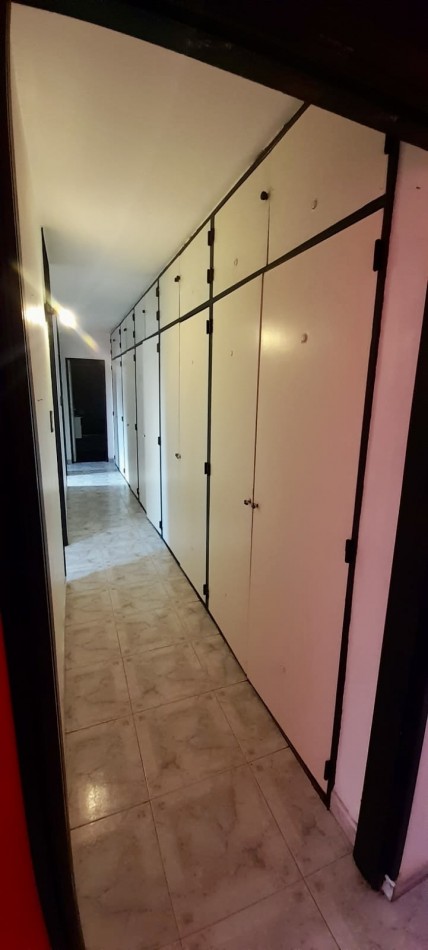 Venta Departamento de 4 ambientes bien ubicado - Lugano IyII Edif 29