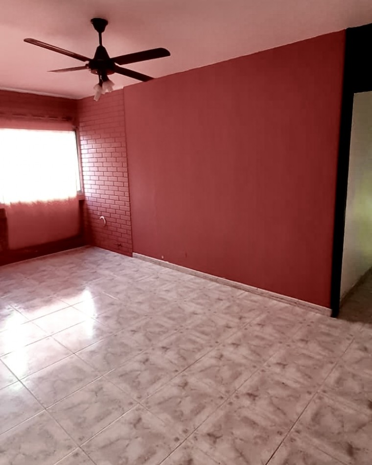 Venta Departamento de 4 ambientes bien ubicado - Lugano IyII Edif 29