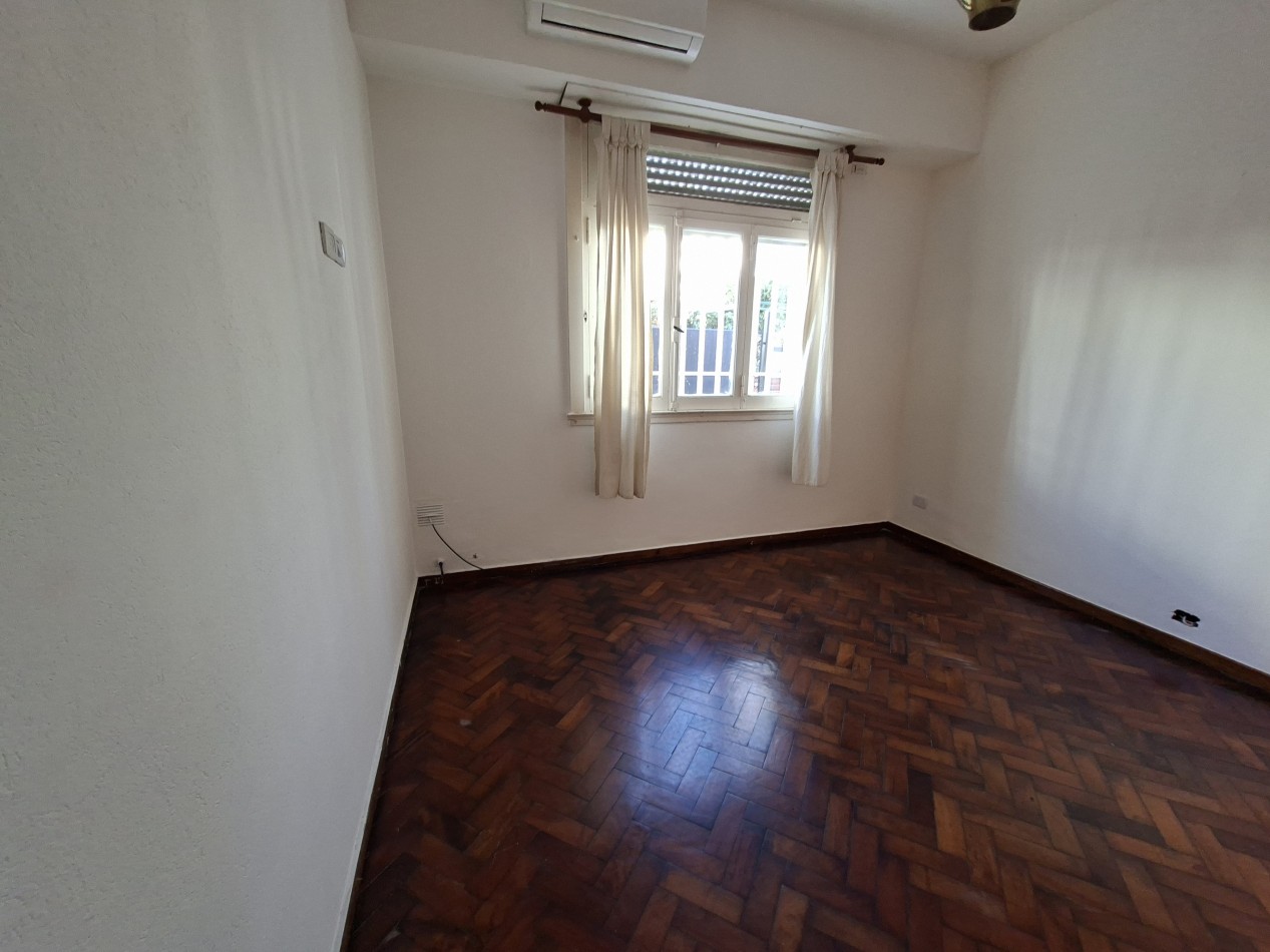 Venta Ph Tipo Casa 3 ambientes sin expensas con entrada independiente, terraza y quincho - Villa Lugano