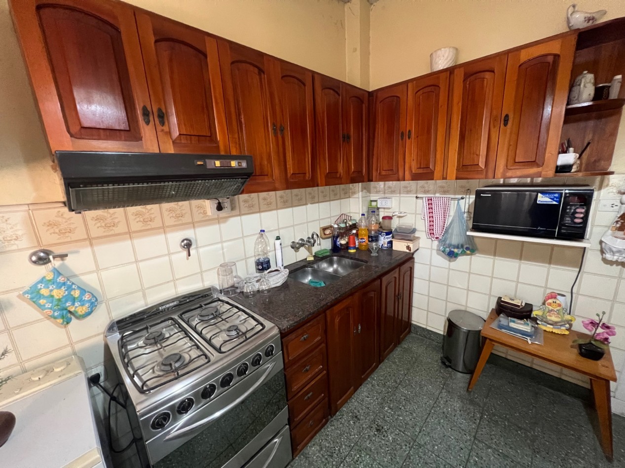 Venta Casa lote propio 8.66x30.49 2 dormitorios y fondo libre APTO CREDITO - Villa Lugano