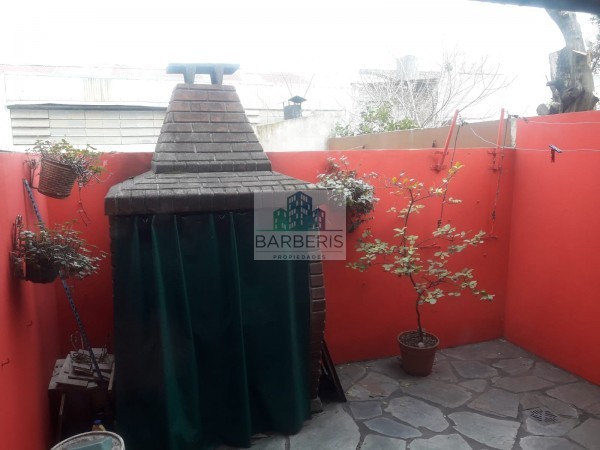 Venta Duplex 3 ambientes patio y cochera - Aldo Bonzi TOMA PERMUTA MAR DEL PLATA