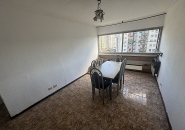 Venta Departamento 3 ambientes reciclado lindo - Lugano IyII Edificio 61